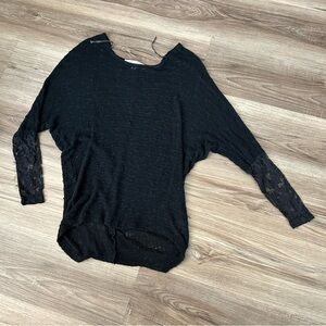 California GYPSY Black Knit Slight Batwing Lace Half Sleeve Sweater Women Small
